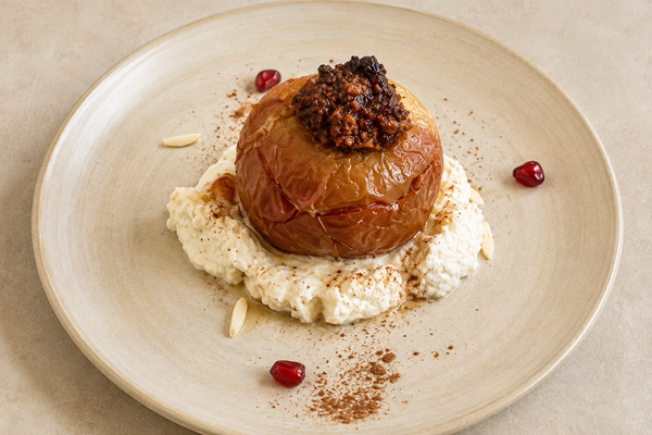 Winter-Bratapfel mit Gewürzsahne