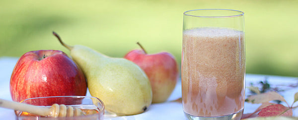 Herbst-Shake mit Apfel, Birne & Honig