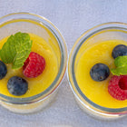 Kokosmilchreis mit Mango und Beeren